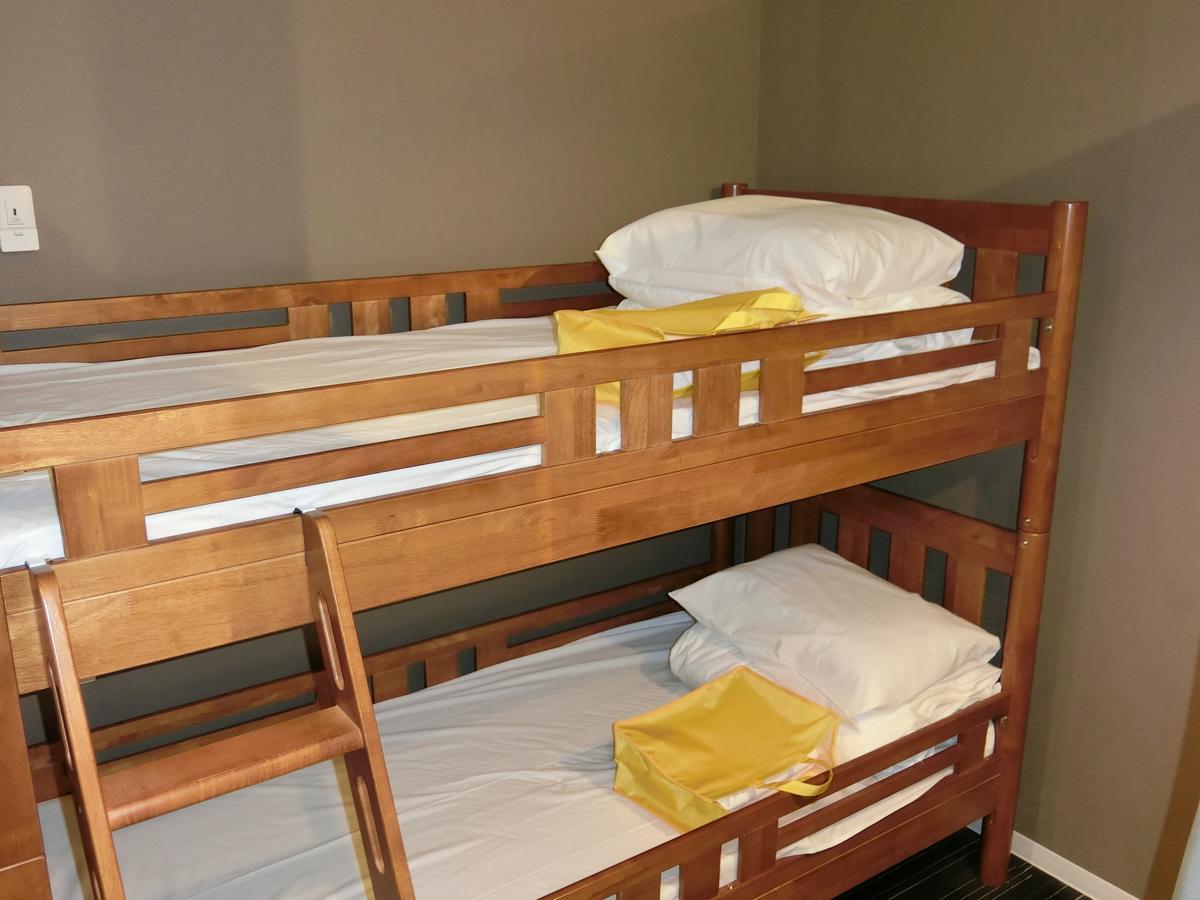 Capsule Hotel Valie Ebisucho Осака Екстер'єр фото