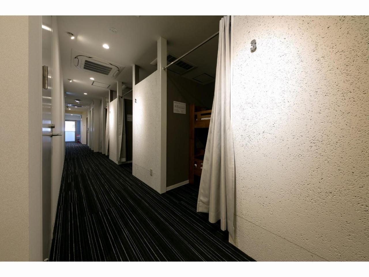 Capsule Hotel Valie Ebisucho Осака Екстер'єр фото